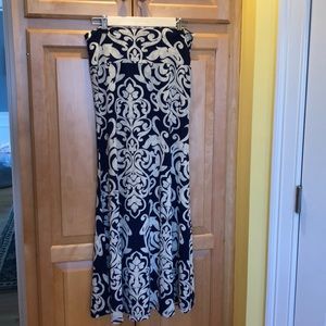 Maxi stretch skirt